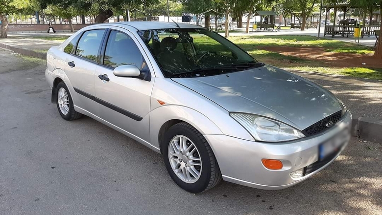 Makyajsız Kasa Ford Focus 1 (Sedan)