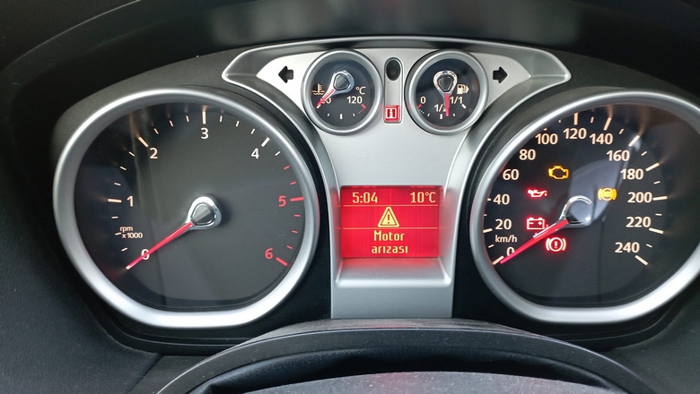 Ford B-Max Uyarı ve İkaz İşaretleri